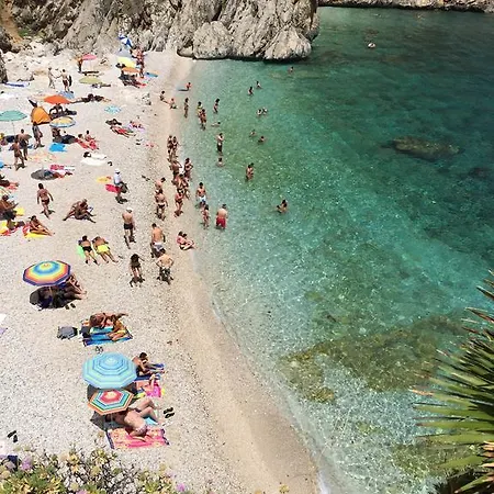 Case Vacanza Maria 펜션 *